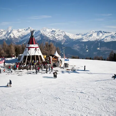 3-bedroom In Luxury tent Veysonnaz